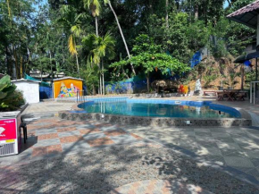 Karmaliz Casa Del Lake